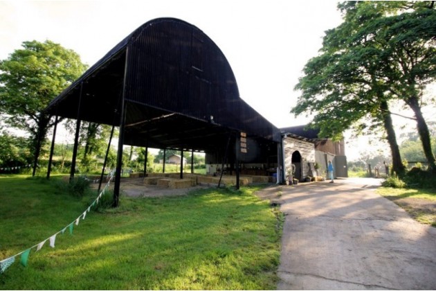 The Dutch Barn communal picnic area